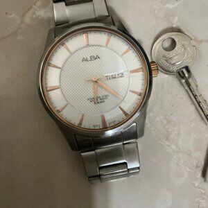 Alba men steinless steel watch